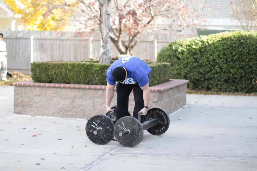 Farmer Carry — start position